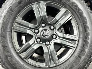 Toyota Hilux 2.4 GD-6 RB Raider automaticE/CAB - Image 19