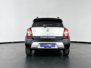 Toyota Etios Cross 1.5 Xs 5-Door - Image 7