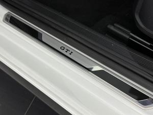 Volkswagen Polo 2.0 GTI DSG - Image 9