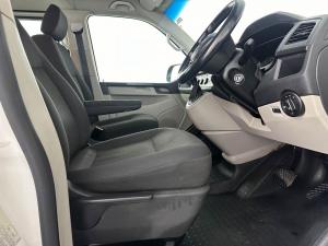 Volkswagen T6 Kombi 2.0 TDi DSG 103kw - Image 14