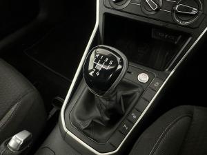 Volkswagen Polo 1.0 TSI Life - Image 8