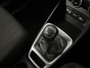 Hyundai Venue 1.2 Motion - Image 8