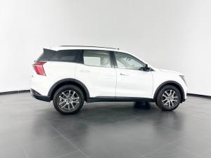Mahindra XUV 700 2.0 AX7L automatic - Image 6