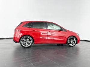 Mercedes-Benz B 200 automatic - Image 4