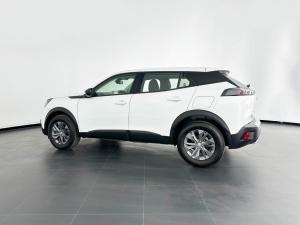Peugeot 2008 1.2T Active automatic - Image 3