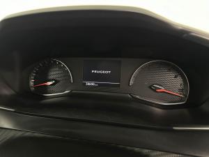 Peugeot 2008 1.2T Active automatic - Image 7