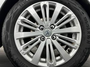 Peugeot 208 Allure 1.2 Puretech 5-Door - Image 11