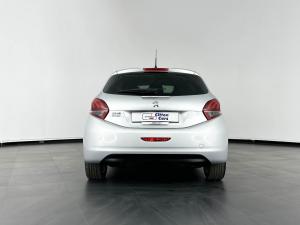 Peugeot 208 Allure 1.2 Puretech 5-Door - Image 5