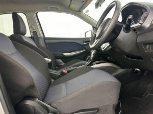 Suzuki Baleno 1.4 GLX5-Door automatic - Image 11