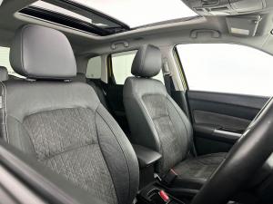 Suzuki Vitara 1.4T GLX automatic - Image 17