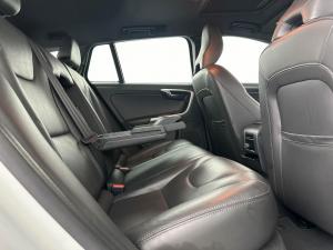 Volvo V60 CC D4 Inscription Geartronic AWD - Image 15