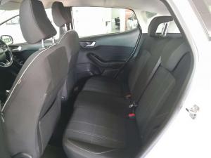Ford Fiesta 1.0 Ecoboost Trend 5-Door automatic - Image 11