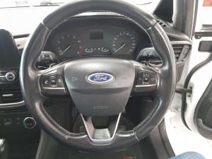 Ford Fiesta 1.0 Ecoboost Trend 5-Door automatic - Image 16