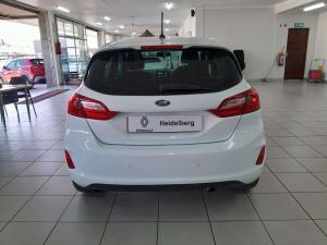 Ford Fiesta 1.0 Ecoboost Trend 5-Door automatic - Image 4