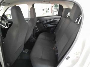 Toyota Vitz 1.0 XR - Image 12