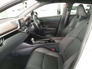 Toyota C-HR 1.2T Luxury CVT - Image 11