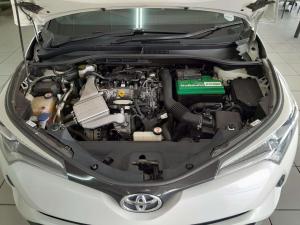 Toyota C-HR 1.2T Luxury CVT - Image 9