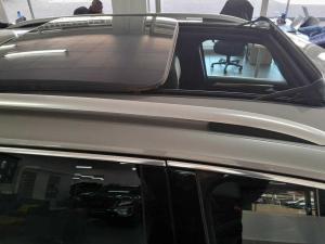 Volkswagen Tiguan 2.0 TDI Highline 4/MOT DSG - Image 18