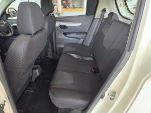 Mahindra KUV 100 1.2 K6+ NXT - Image 12