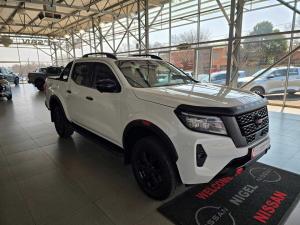 Nissan Navara 2.5DDTI PRO-4X 4X4 automatic D/C - Image 16