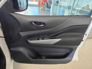 Nissan Navara 2.5D XE D/C - Image 14