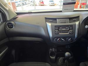 Nissan Navara 2.5D XE D/C - Image 20