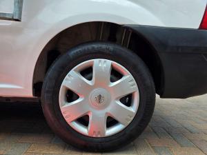 Nissan NP200 1.6 Safety PackS/C - Image 10