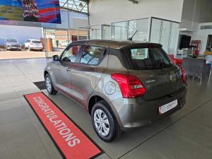 Suzuki Swift 1.2 GL - Image 18