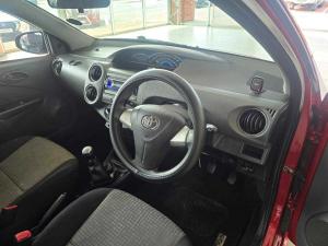 Toyota Etios 1.5 Xs/SPRINT 5-Door - Image 8