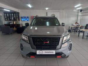 Nissan Navara 2.5DDTI PRO-4X 4X4 automatic D/C - Image 3