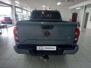 Nissan Navara 2.5DDTI PRO-4X 4X4 automatic D/C - Image 5