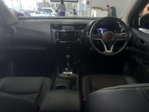 Nissan Navara 2.5DDTI PRO-2X automatic D/C - Image 13