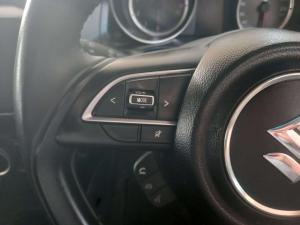Suzuki Swift 1.2 GLX - Image 17