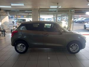 Suzuki Swift 1.2 GLX - Image 4