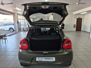 Suzuki Swift 1.2 GLX - Image 6