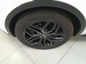 Land Rover Evoque 2.0 TD4 HSE Dynamic - Image 10