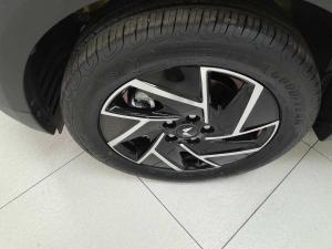 Mahindra XUV3XO 1.2T AX7L automatic - Image 10
