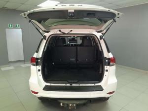 Toyota Fortuner 2.4GD-6 4X4 automatic - Image 5