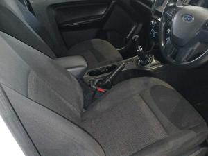 Ford Ranger 2.2TDCI XLS/C - Image 11
