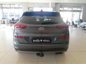 Hyundai Tucson 2.0 Crdi Elite automatic - Image 4