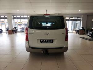 Hyundai H-1 2.5 Crdi A/T/ 2.5 Elite automatic - Image 4