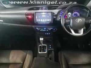Toyota Hilux 2.8 GD-6 Raider 4X4 automaticD/C - Image 7