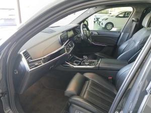 BMW X7 xDRIVE30d M Sport - Image 11