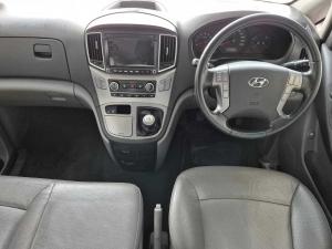 Hyundai H-1 GLS 2.4 CVVT/ 2.4 Executive - Image 10