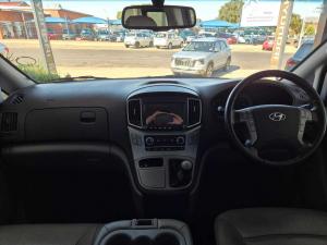 Hyundai H-1 GLS 2.4 CVVT/ 2.4 Executive - Image 19