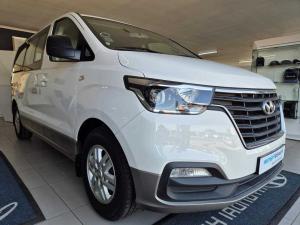 Hyundai H-1 GLS 2.4 CVVT/ 2.4 Executive - Image 2