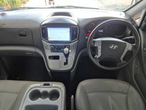 Hyundai H-1 2.5 Crdi A/T/ 2.5 Elite automatic - Image 10