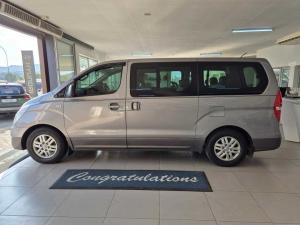 Hyundai H-1 2.5 Crdi A/T/ 2.5 Elite automatic - Image 4