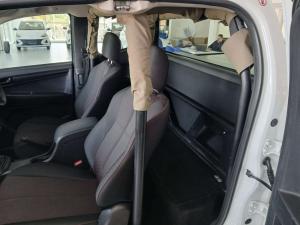 Isuzu D-MAX 250 HO HI-RIDE E/CAB - Image 14