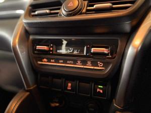 Suzuki Grand Vitara 1.5 GL automatic - Image 18